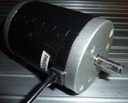 moteur-sans-poulie1.jpg, fév. 2012 moteur-sans-poulie1.jpg